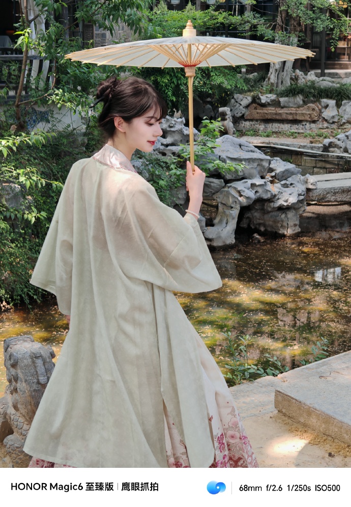 周星驰回归暑期档，《功夫女足》票房突破亿元